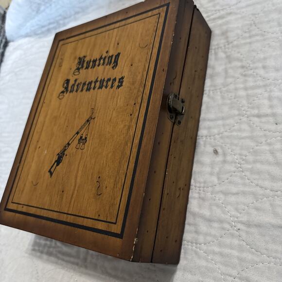 HUNTING Story Shadow Box Photo Frame Wood Metal Latch 5 x 7 Shotgun Father’s Day - Picture 6 of 7